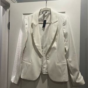 White House Black Market White Size 10 NWT Blazer